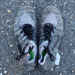 Nike free rn fly knit men sz 9